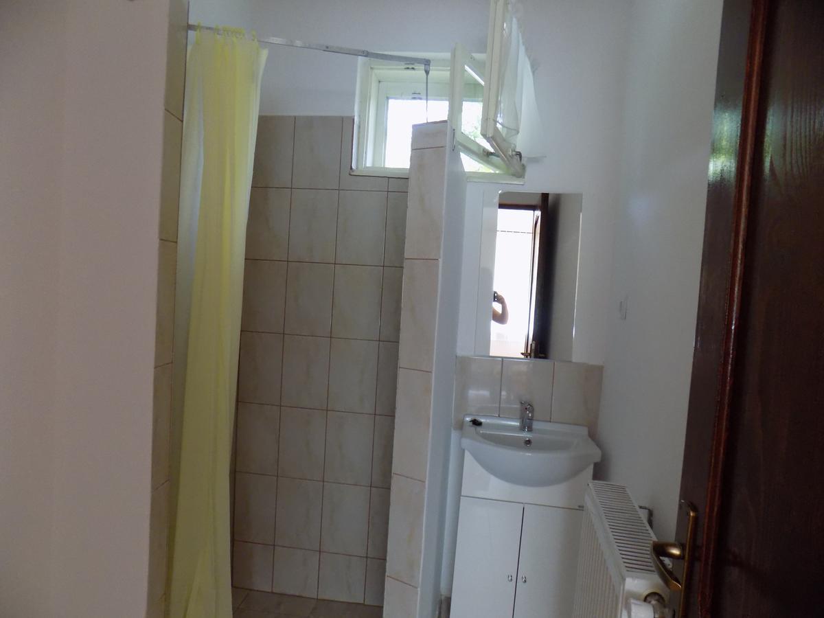 Casa De Vacanta Zsenik Vendeghaz Sovata Exterior foto